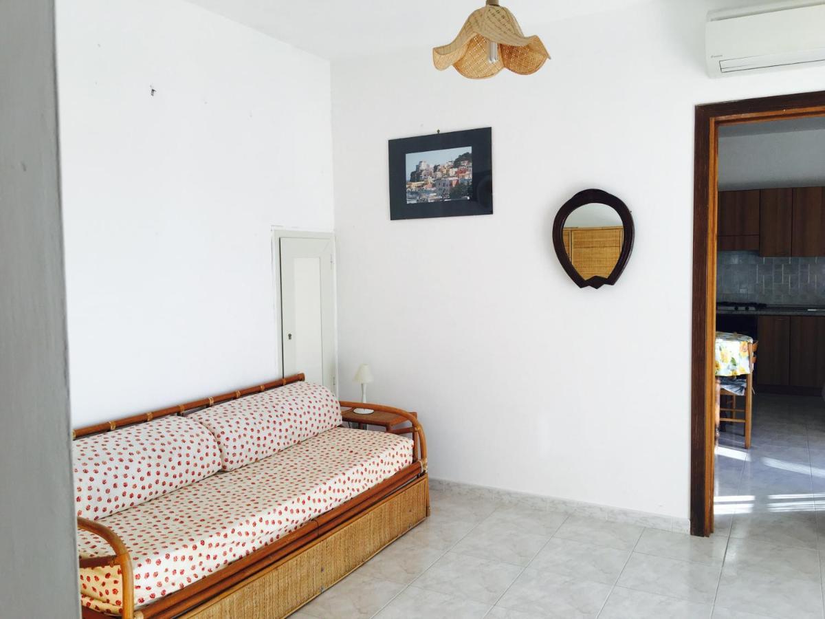 Agenzia Isotur Geranio Apartment Понца Екстериор снимка
